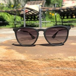 Ray-Ban Classic Erika Sunglasses Black